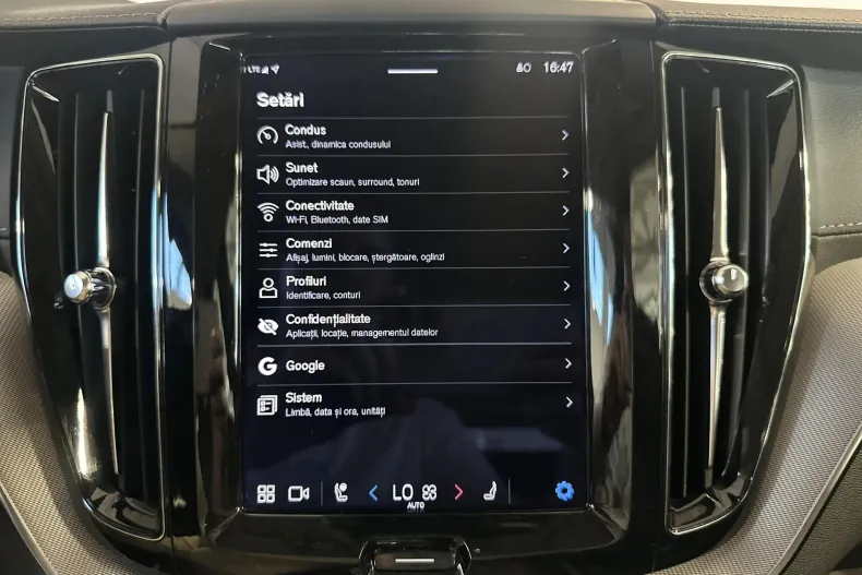 Volvo XC60 din 2021 cu 91.800 km - oferta VOL124197 - foto 21