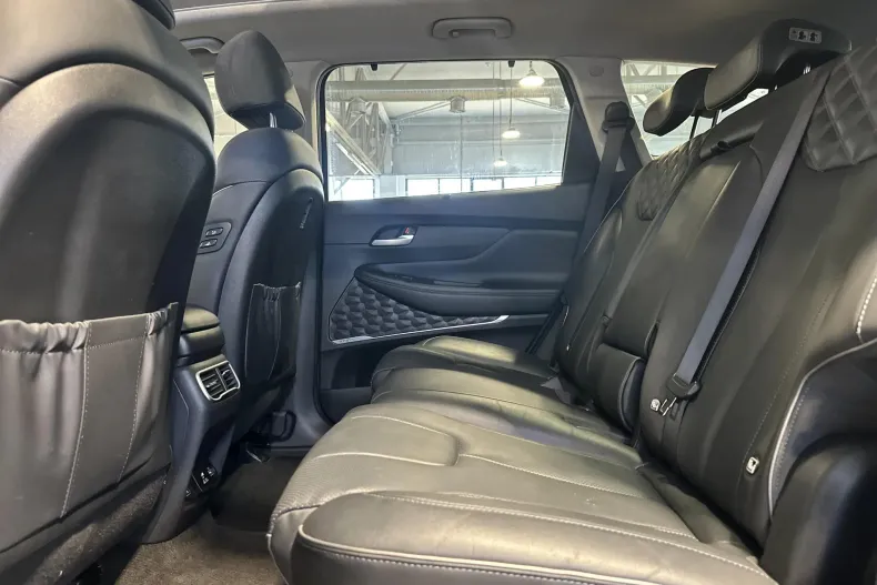 Hyundai SANTA FE din 2022 cu 103.054 km - oferta HYU124203 - foto 12