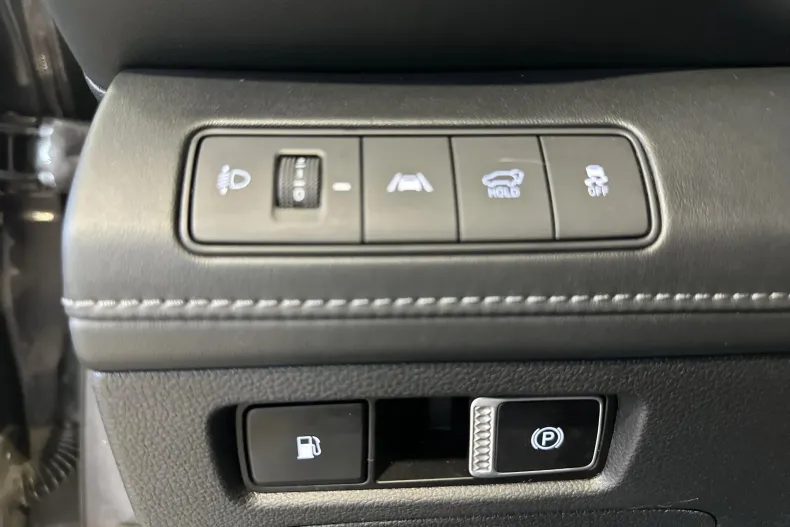 Hyundai SANTA FE din 2022 cu 103.054 km - oferta HYU124203 - foto 15