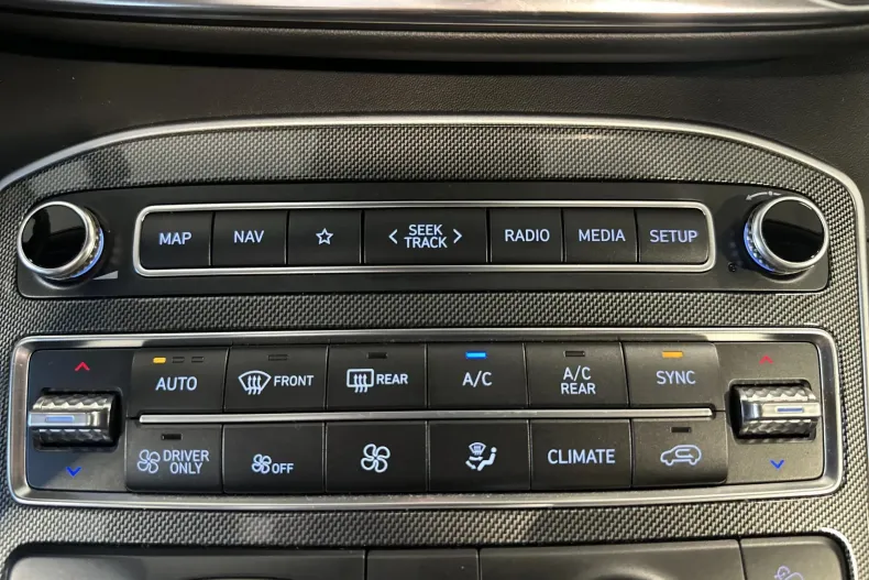 Hyundai SANTA FE din 2022 cu 103.054 km - oferta HYU124203 - foto 18