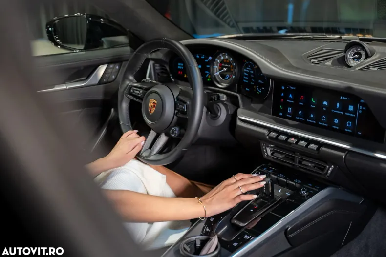 Porsche 911 din 2022 cu 17.300 km - oferta POR124240 - foto 25