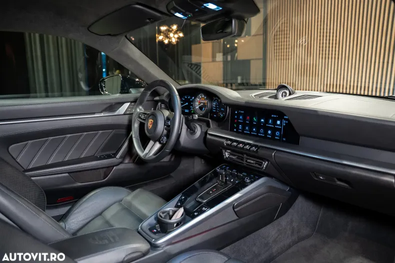 Porsche 911 din 2022 cu 17.300 km - oferta POR124240 - foto 34