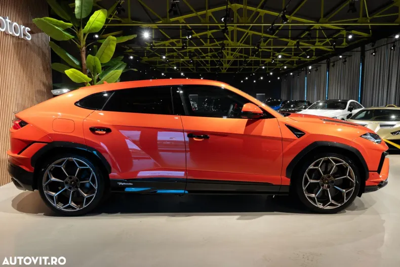 Lamborghini Urus din 2025 cu 40 km - oferta LAM124253 - foto 6