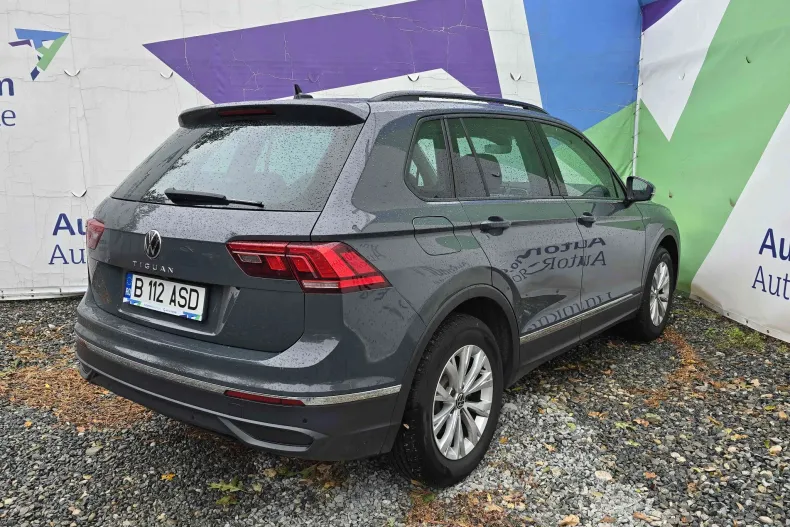 Volkswagen Tiguan din 2023 cu 70.155 km - oferta VOL124286 - foto 5