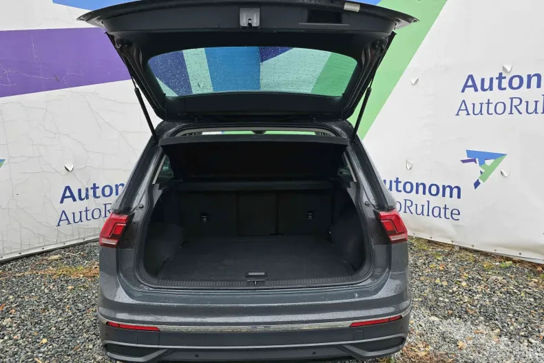 Volkswagen Tiguan din 2023 cu 70.155 km - oferta VOL124286 - foto 7