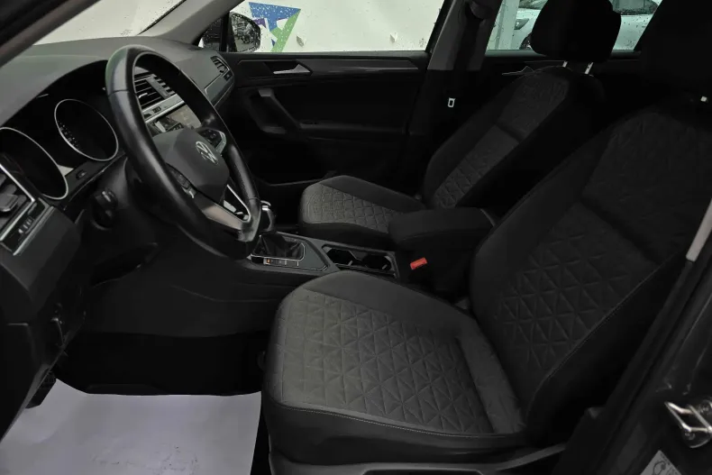 Volkswagen Tiguan din 2023 cu 70.155 km - oferta VOL124286 - foto 14