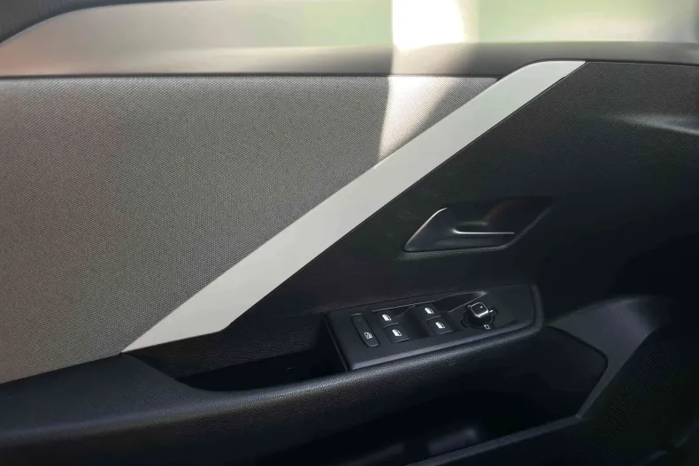 Opel Astra din 2023 cu 73.721 km - oferta OPE124293 - foto 11