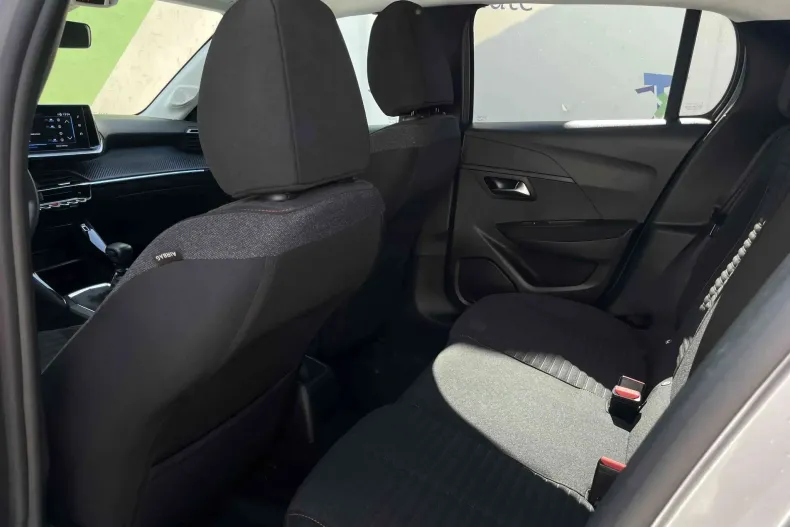 Peugeot 208 din 2023 cu 47.883 km - oferta PEU124297 - foto 13