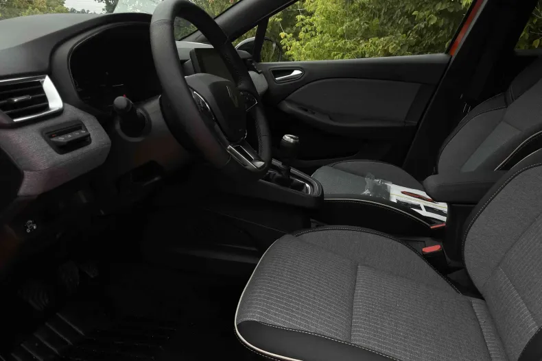 Renault Clio din 2025 cu 7 km - oferta REN124318 - foto 15