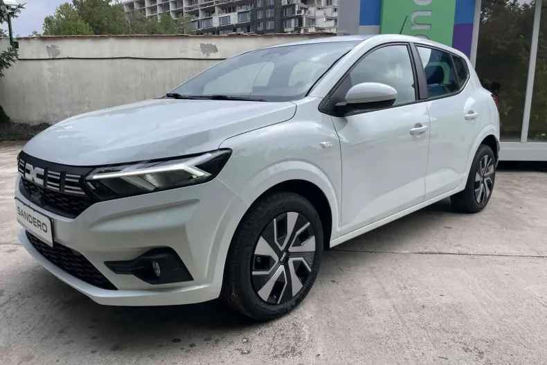 Dacia Sandero din 2025 cu 7 km - oferta DAC124320 - foto 1