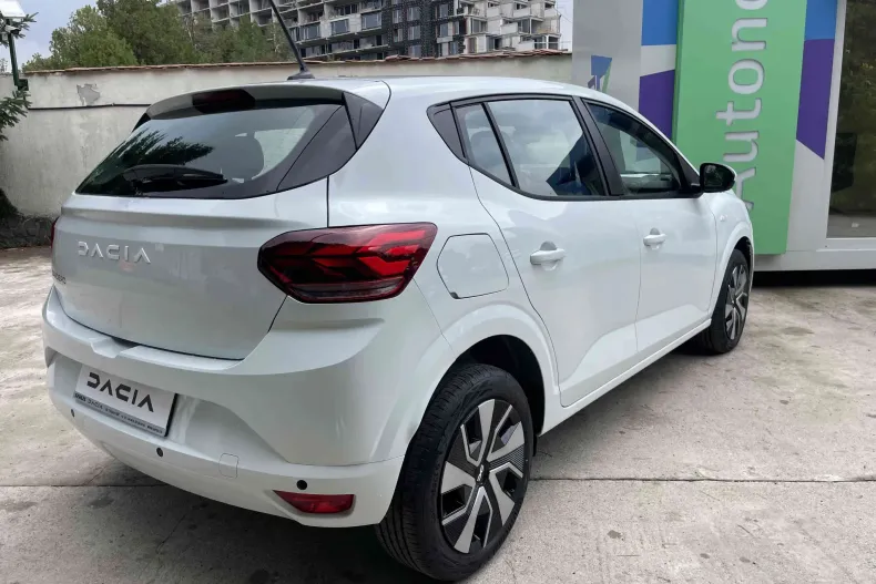 Dacia Sandero din 2025 cu 7 km - oferta DAC124320 - foto 7