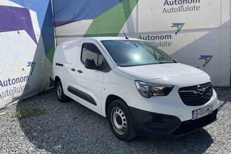 Opel Combo din 2021 cu 113.968 km - oferta OPE124323 - foto 2