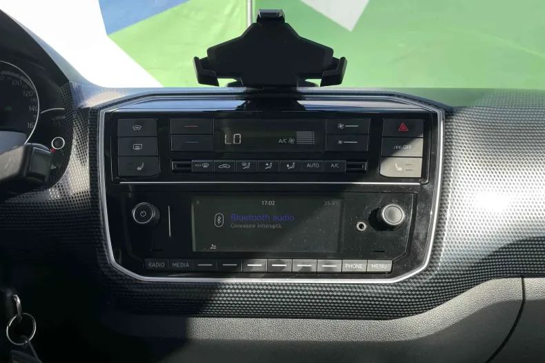 Volkswagen up! din 2022 cu 48.651 km - oferta VOL124325 - foto 13