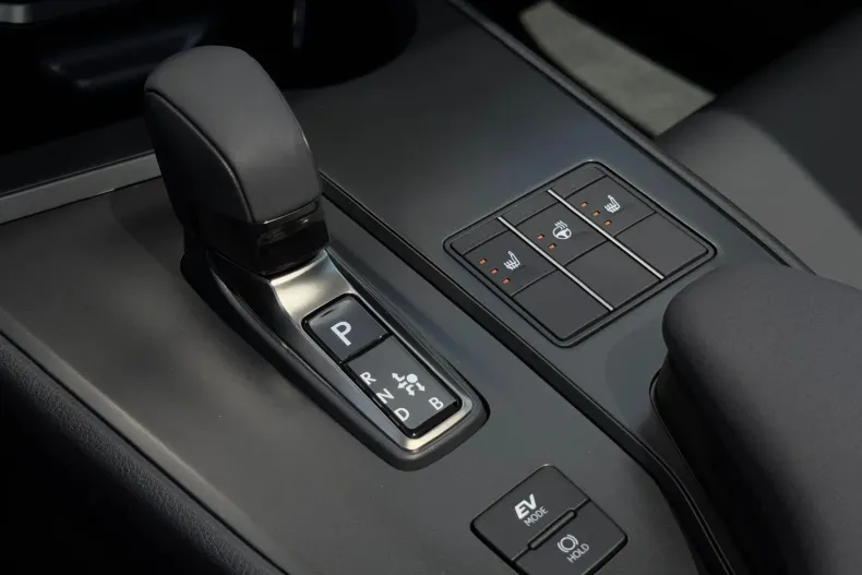 Lexus UX din 2024 cu 2.500 km - oferta LEX124355 - foto 25