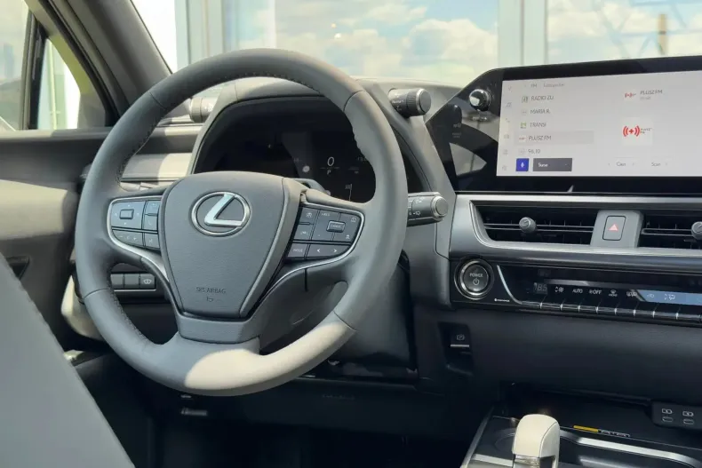 Lexus UX din 2024 cu 2.500 km - oferta LEX124355 - foto 31