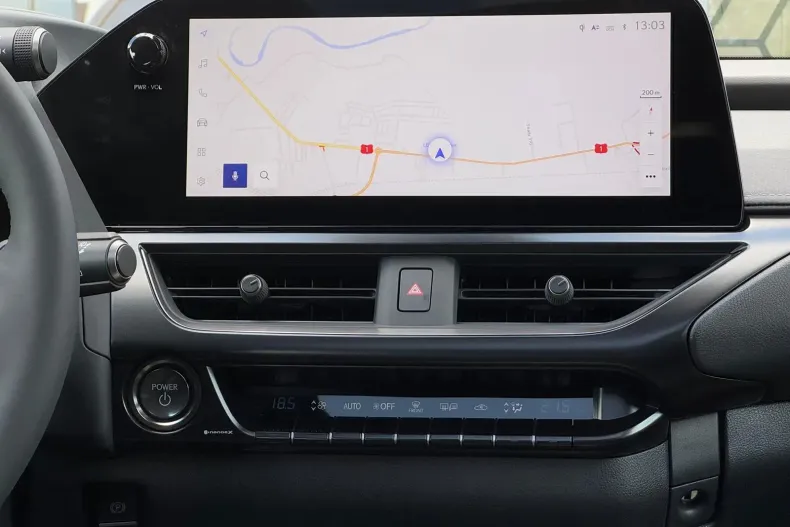 Lexus UX din 2024 cu 2.500 km - oferta LEX124355 - foto 32