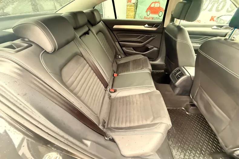 Volkswagen Passat din 2021 cu 178.000 km - oferta VOL124364 - foto 7
