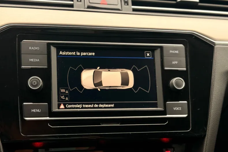 Volkswagen Passat din 2021 cu 178.000 km - oferta VOL124364 - foto 11