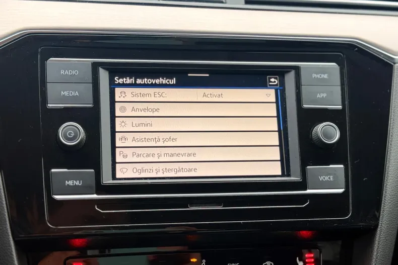 Volkswagen Passat din 2021 cu 178.000 km - oferta VOL124364 - foto 13