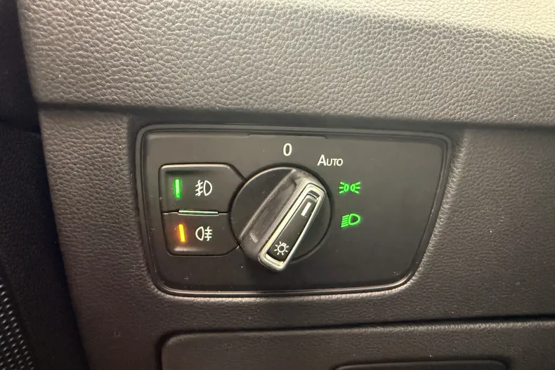 Volkswagen Passat din 2021 cu 178.000 km - oferta VOL124364 - foto 20