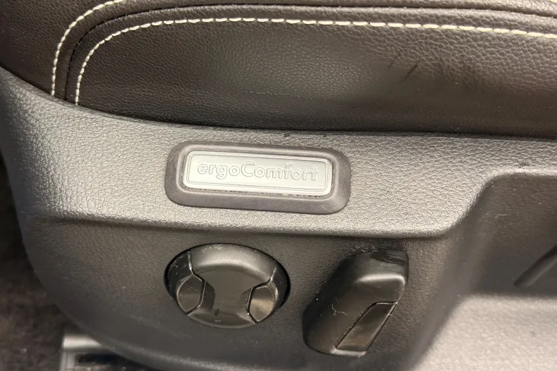 Volkswagen Passat din 2021 cu 178.000 km - oferta VOL124364 - foto 21