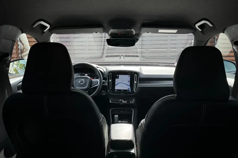 Volvo XC40 din 2020 cu 142.500 km - oferta VOL124382 - foto 18