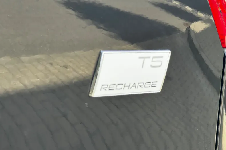 Volvo XC40 din 2020 cu 142.500 km - oferta VOL124382 - foto 34