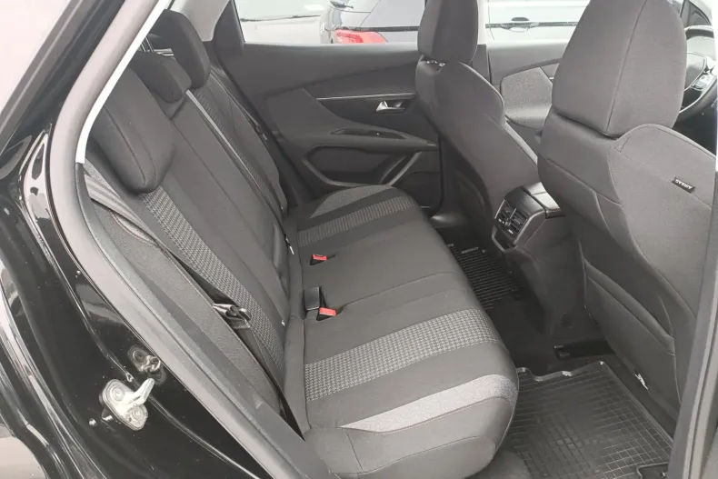 Peugeot 3008 din 2019 cu 156.000 km - oferta PEU124430 - foto 5