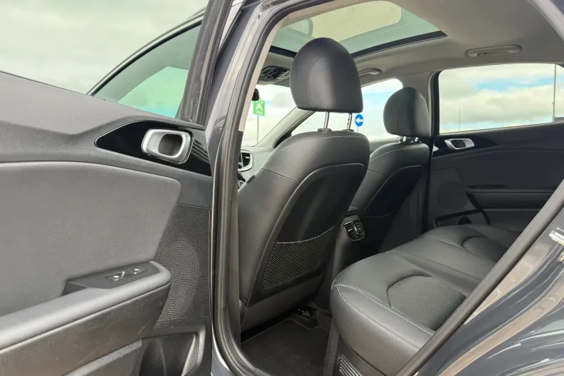 Kia XCeed din 2022 cu 104.230 km - oferta KIA124433 - foto 25