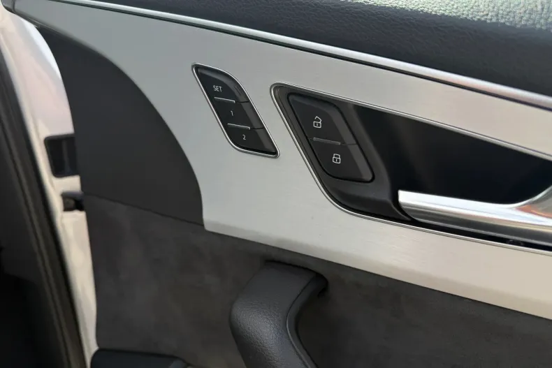 Audi Q7 din 2021 cu 133.893 km - oferta AUD124435 - foto 39