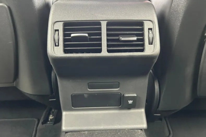 Land Rover Range Rover Velar din 2022 cu 50.052 km - oferta LAN124445 - foto 17