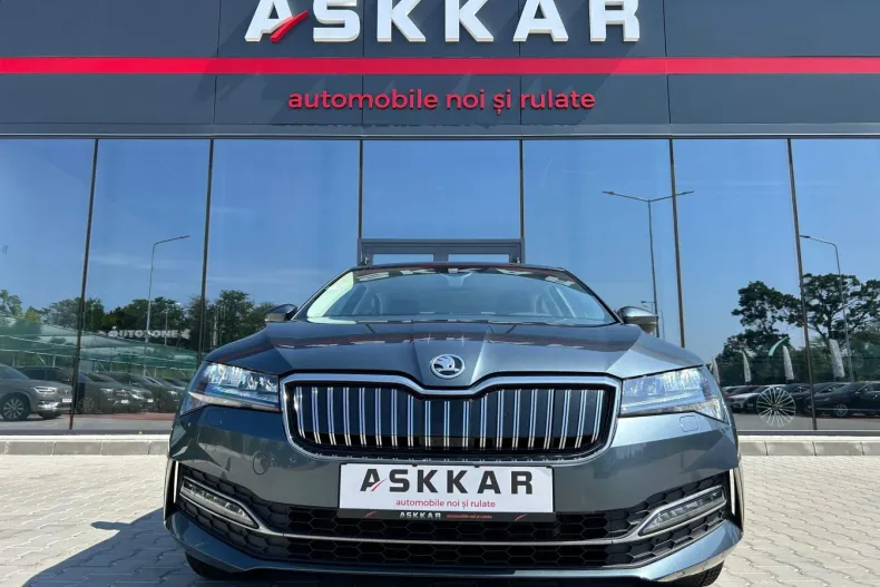 Skoda Superb din 2021 cu 81.956 km - oferta SKO124463 - foto 2