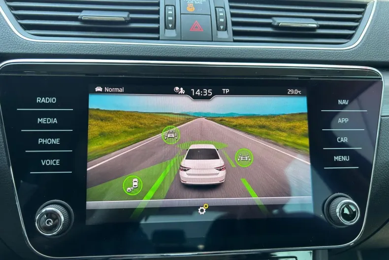 Skoda Superb din 2021 cu 81.956 km - oferta SKO124463 - foto 20