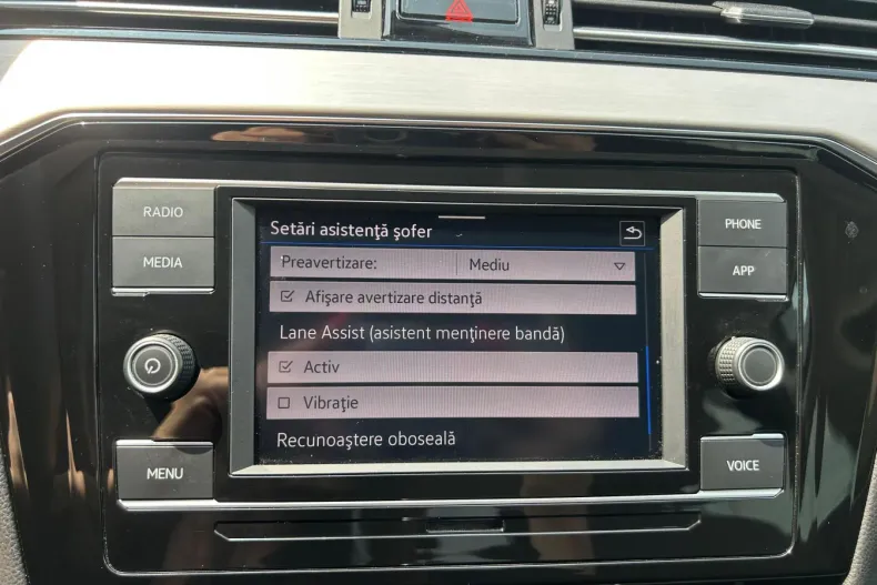 Volkswagen Passat din 2020 cu 44.073 km - oferta VOL124466 - foto 26