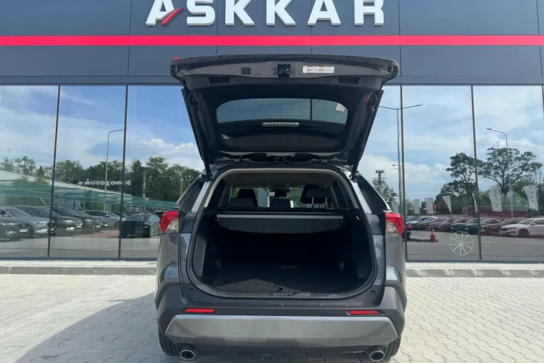 Toyota RAV4 din 2021 cu 65.437 km - oferta TOY124477 - foto 6