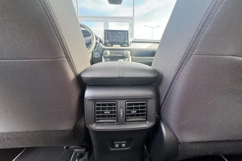 Toyota RAV4 din 2021 cu 65.437 km - oferta TOY124477 - foto 15