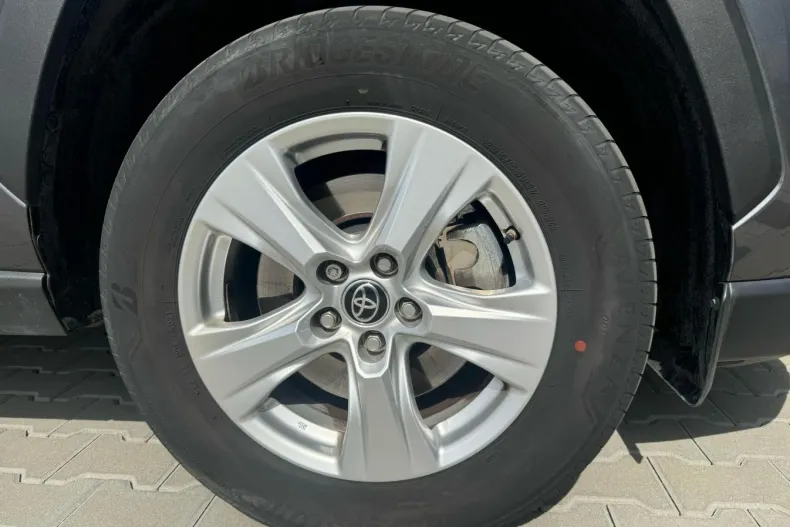 Toyota RAV4 din 2021 cu 65.437 km - oferta TOY124477 - foto 31