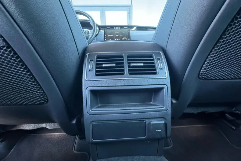 Jaguar F-Pace din 2021 cu 75.333 km - oferta JAG124492 - foto 17