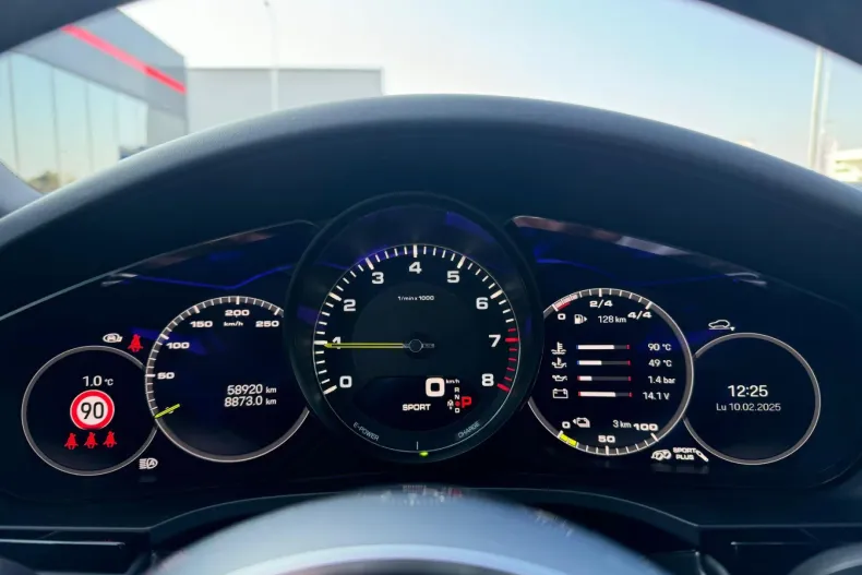 Porsche Cayenne din 2021 cu 58.920 km - oferta POR124495 - foto 11