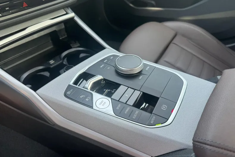 BMW Seria 3 din 2023 cu 13.927 km - oferta BMW124497 - foto 20