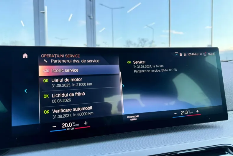 BMW Seria 3 din 2023 cu 13.927 km - oferta BMW124497 - foto 22