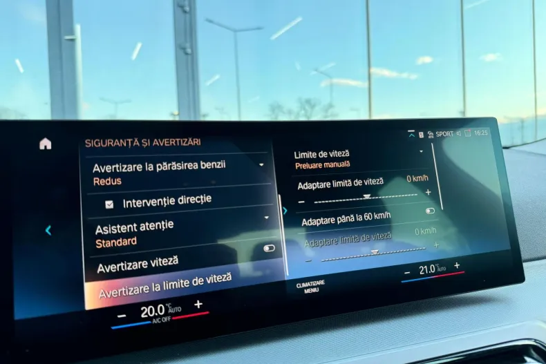 BMW Seria 3 din 2023 cu 13.927 km - oferta BMW124497 - foto 25