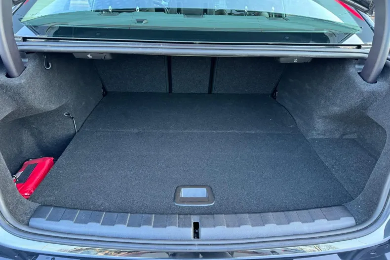 BMW Seria 3 din 2023 cu 13.927 km - oferta BMW124497 - foto 32