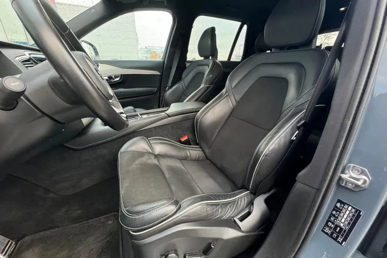 Volvo XC90 din 2020 cu 65.551 km - oferta VOL124503 - foto 15