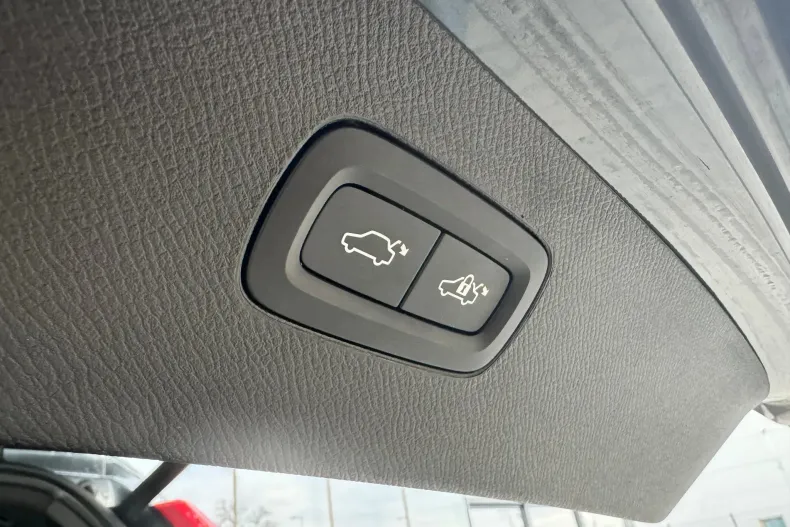 Volvo XC90 din 2020 cu 65.551 km - oferta VOL124503 - foto 36