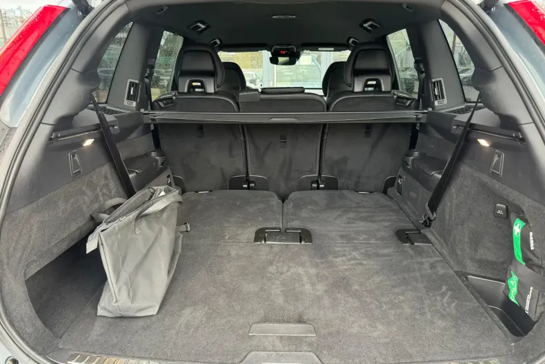 Volvo XC90 din 2020 cu 65.551 km - oferta VOL124503 - foto 37