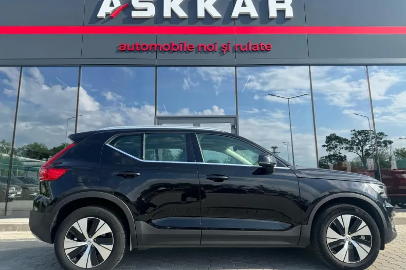 Volvo XC40 din 2022 cu 25.533 km - oferta VOL124515 - foto 3