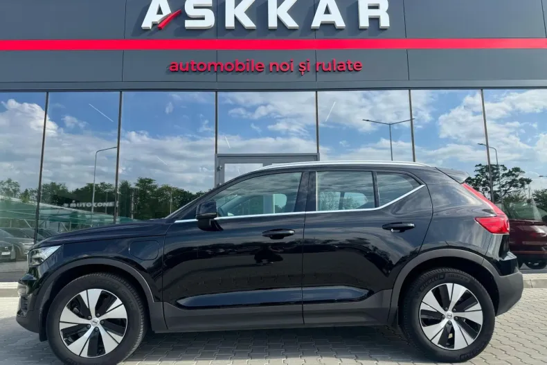 Volvo XC40 din 2022 cu 25.533 km - oferta VOL124515 - foto 8