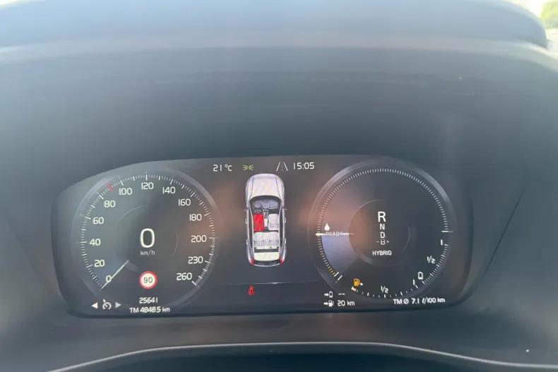 Volvo XC40 din 2022 cu 25.533 km - oferta VOL124515 - foto 10