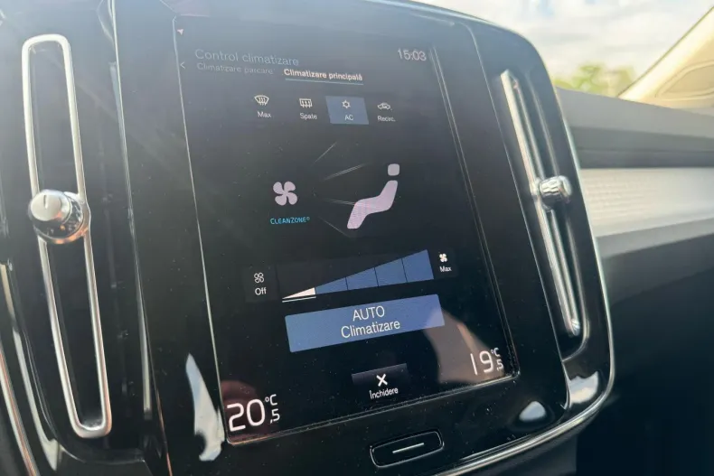 Volvo XC40 din 2022 cu 25.533 km - oferta VOL124515 - foto 26